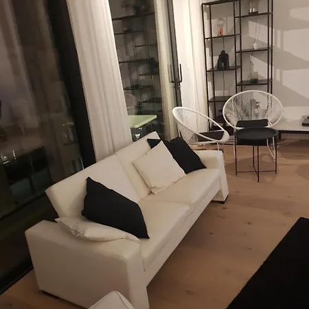Nieuwbouw Lippenslaan - 6 Personen - 2 Slaapkamers - Wifi דירה
