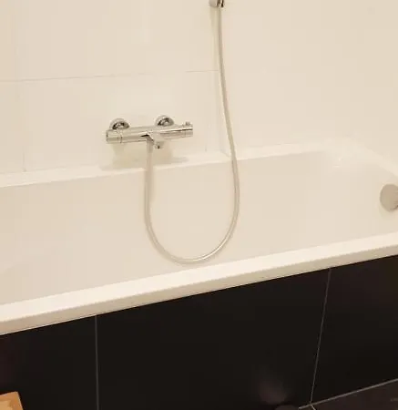 דירה Nieuwbouw Lippenslaan - 6 Personen - 2 Slaapkamers - Wifi